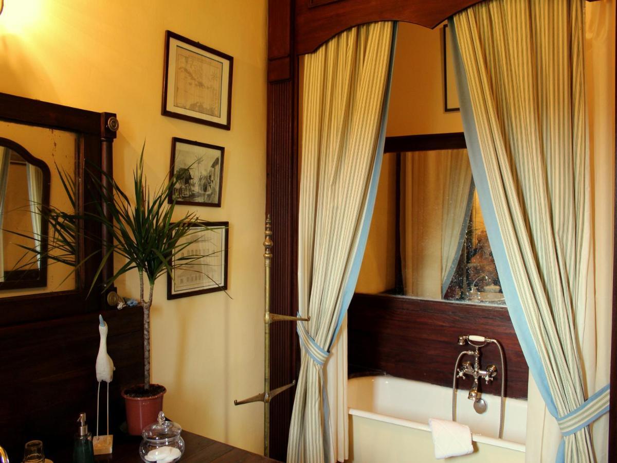 Chateau De Chambiers Durtal 部屋 写真